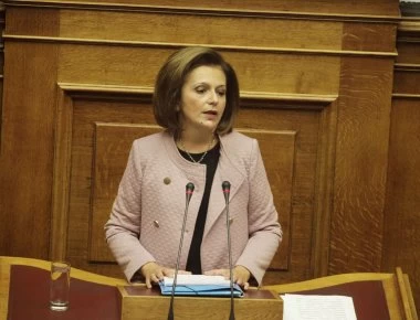 Μ. Χρυσοβελώνη: Δεν παραιτείται από την κυβέρνηση